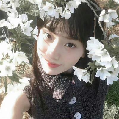 敦君与女朋友